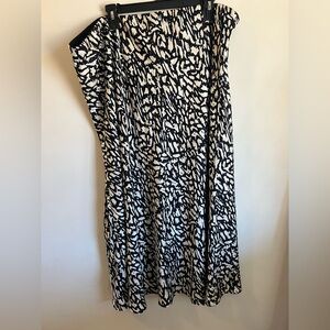 NIC+ZOE Black and White Midi Skirt